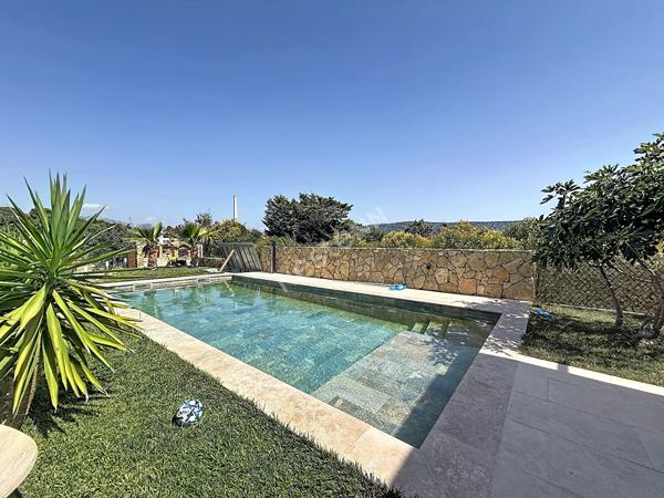 Maison neuve d'architecte à vendre à Aubagne - 4 chambres, piscine et grand terrain !
