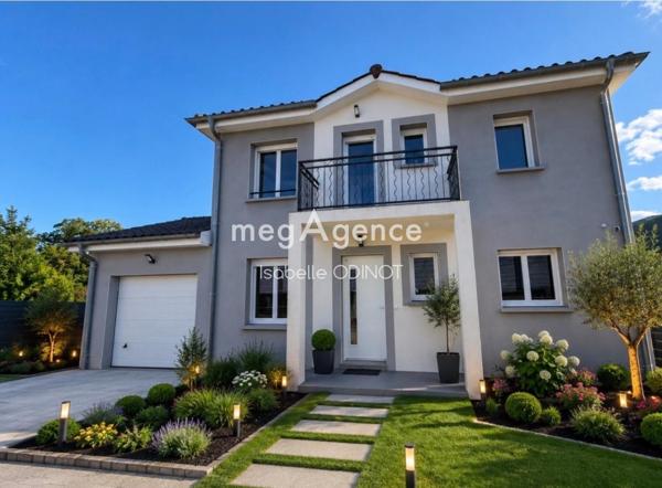 Maison à VOUVRAY, 01200 - 5 pièces 118m²