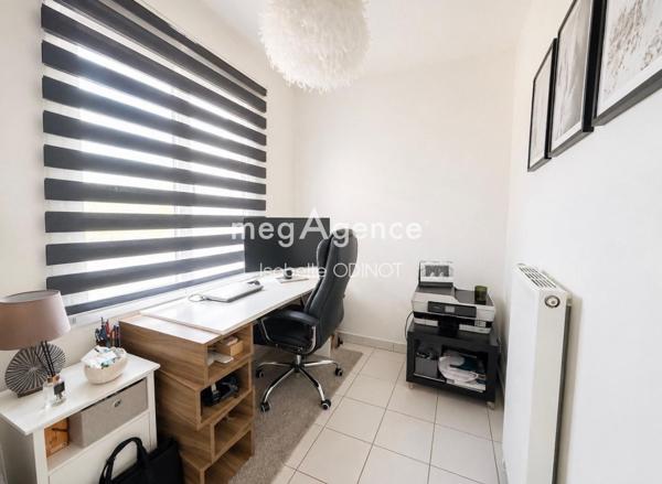 Maison à VOUVRAY, 01200 - 5 pièces 118m²