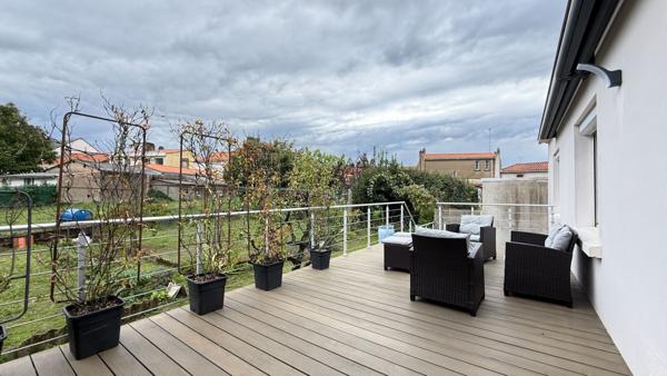 Maison La Roche Sur Yon, maison 3 chambres + bureau