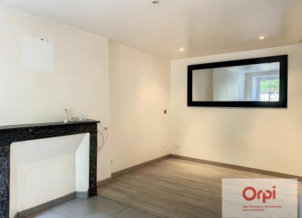 Appartement à louer  1 pièce • 26 m2 Boussac