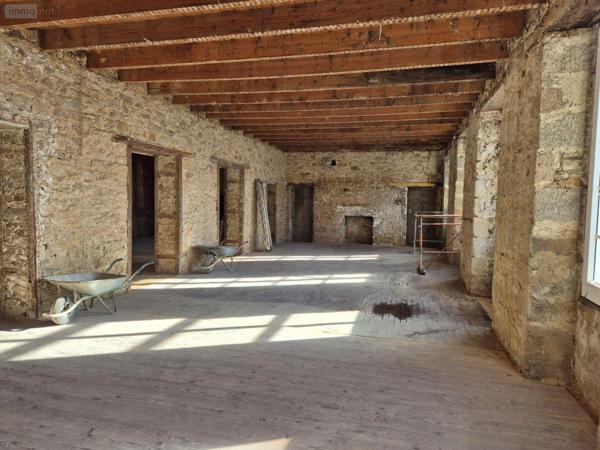 Immeuble à vendre à Saint-Pol-de-Léon dans le Finistère (29250), ref : 29104-IMMR1136