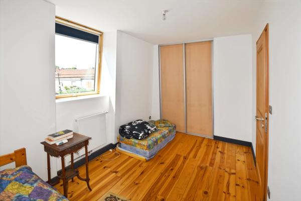 Maison 6 pièces – 139 m² – 490 000 € – FACHES-THUMESNIL (limite Ronchin) - surface cadastrale du terrain 1365m