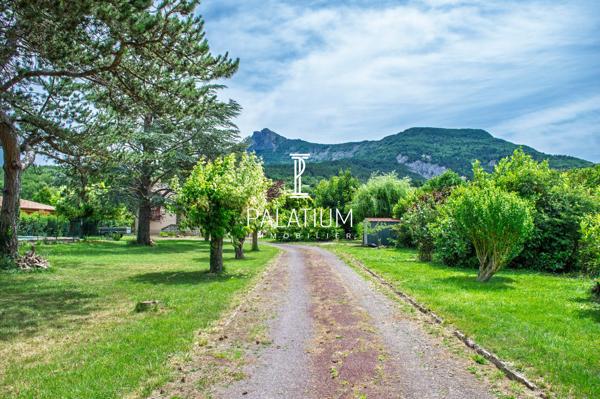 SISTERON – Maison de 116 m² sur un terrain de 2 770 m² avec piscine