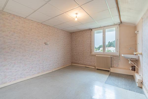 Maison 8 pièces - 302 m²