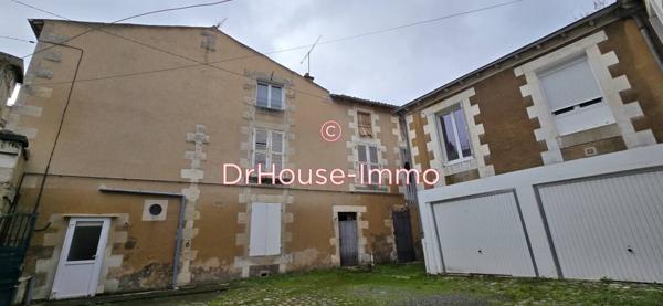 Immeuble à vendre 11 pièces de 238 m²