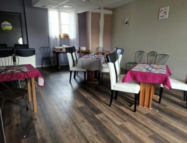 IMMEUBLE à vendre secteur NEUFCHATEAU (88) avec 1 LOCAL (bar-restaurant) + 1 APPARTEMENT T4