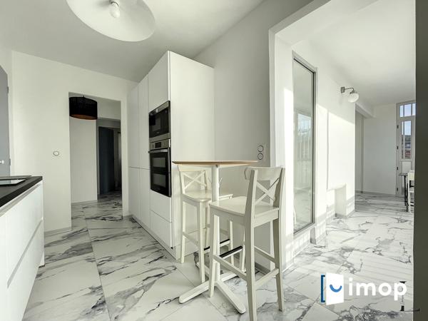 Lumineux 3 pièces proche du port