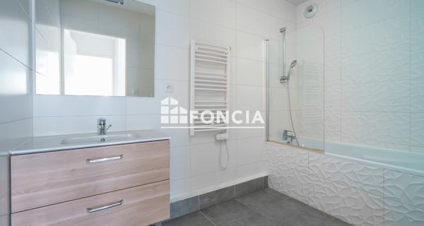 À vendre Appartement 3 pièces 56 m² - Sète 34200