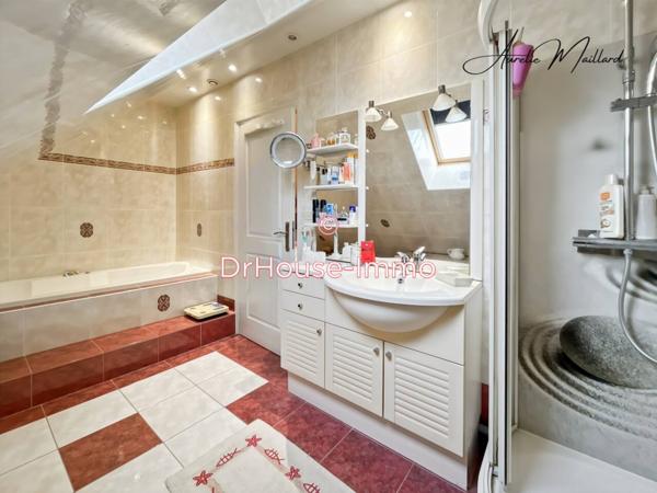 Maison à vendre 6 pièces de 199 m²