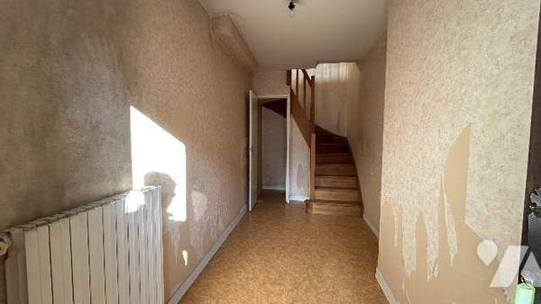 Immeuble mixte commercial et habitation