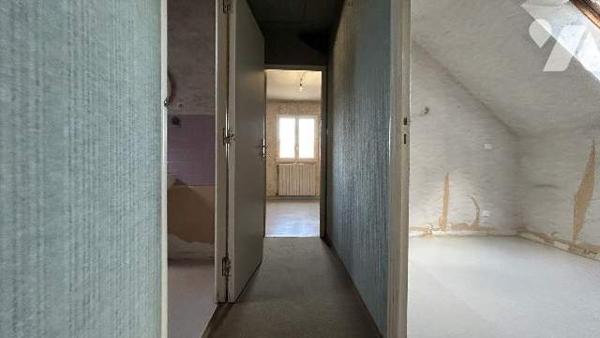 Immeuble mixte commercial et habitation