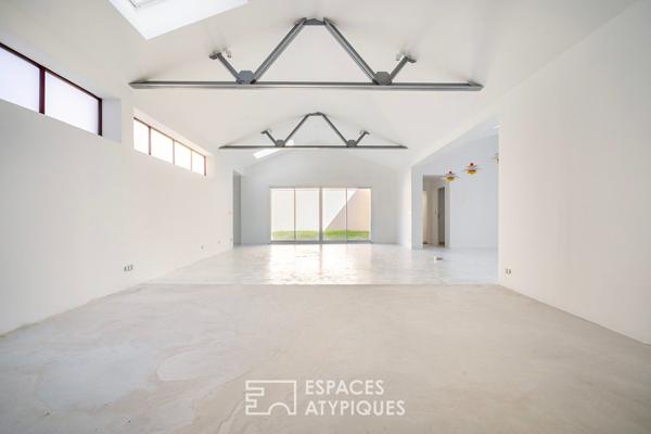 Loft à aménager avec jardin