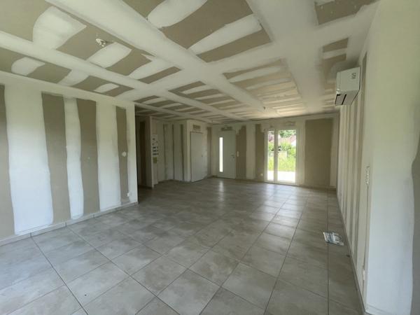 Maison à vendre |  Saint-Astier |  4 pièces | 90 m²