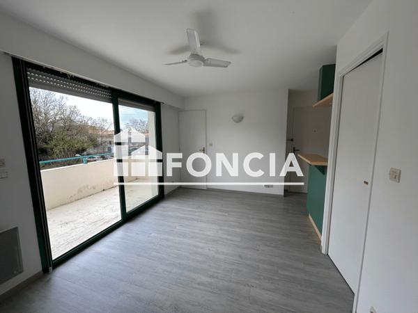 Location Studio 24.35 m² - 6 A 20 RUE VAUX DE FOLETIER La Rochelle 17000