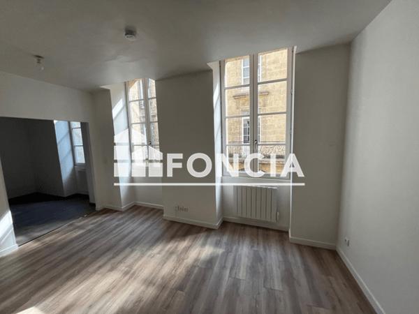 Location Studio 30.73 m² - 8 RUE CARPENTEYRE Bordeaux 33000