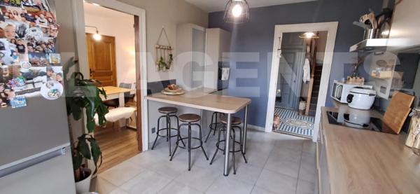 Maison de 140 m² à Vivier-au-Court (08440) 