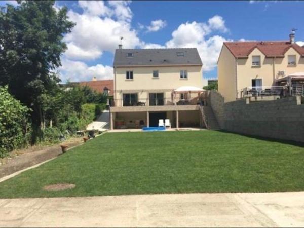 Maison BBC à vendre 8 pièces 179m² - Proche Sarcelles Village