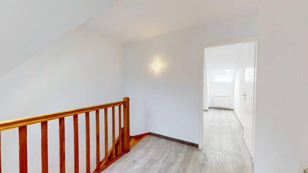 A vendre : 3 pièces en duplex !