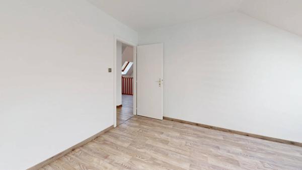 A vendre : 3 pièces en duplex !