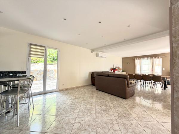 Maison Saint Genest Lerpt avec vue imprenable
