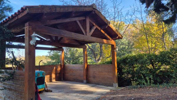 Belle propriété 8 pièces avec piscine PRADES (66)