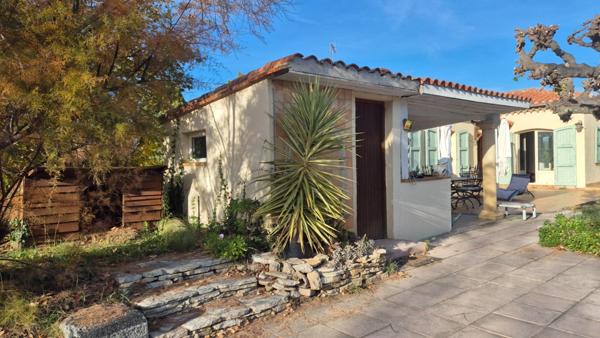 Belle propriété 8 pièces avec piscine PRADES (66)