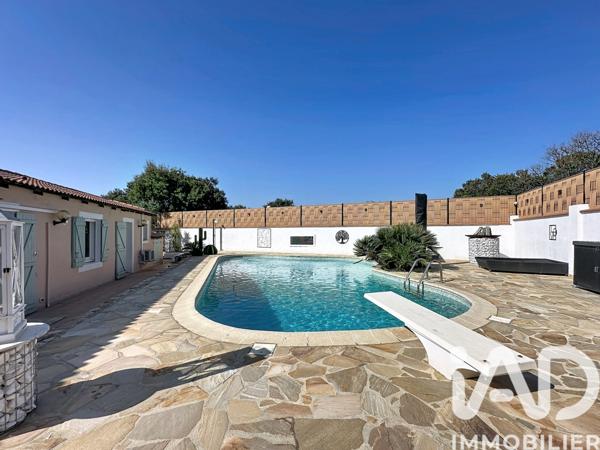 Maison à vendre 8 pièces 194 m² Roquebrune-sur-Argens