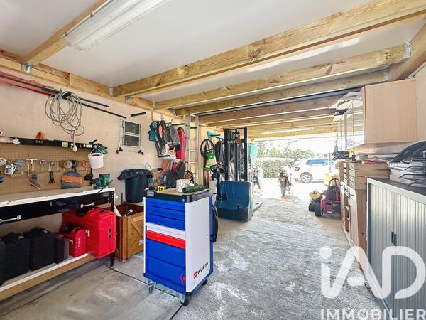 Maison à vendre 8 pièces 194 m² Roquebrune-sur-Argens