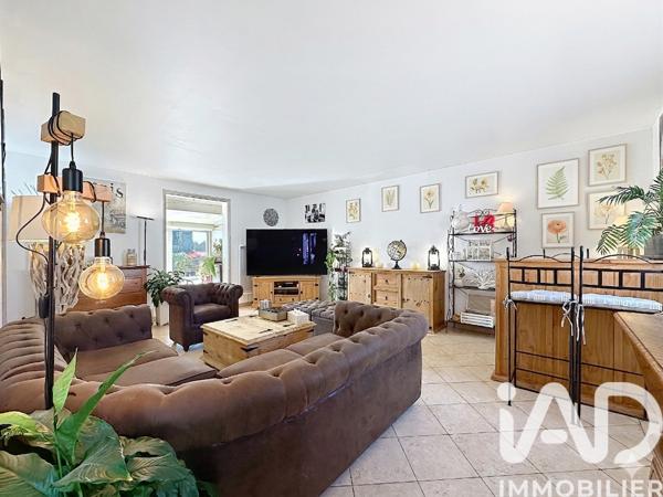 Maison à vendre 8 pièces 194 m² Roquebrune-sur-Argens