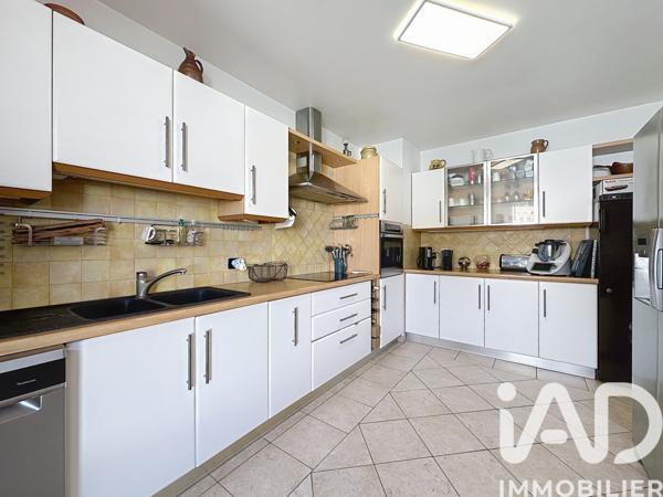 Maison à vendre 8 pièces 194 m² Roquebrune-sur-Argens