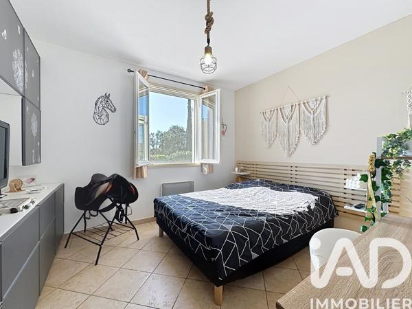 Maison à vendre 8 pièces 194 m² Roquebrune-sur-Argens