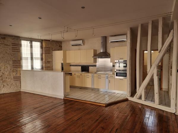 Location Appartement109 m² - 4 Pièces - AGEN (47000)