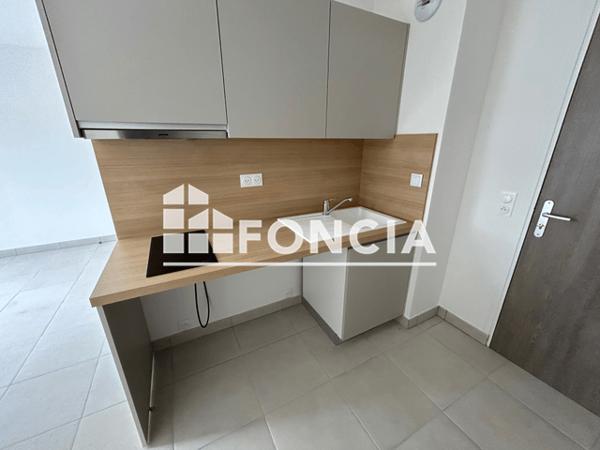Location Studio 22.77 m² - RUE DUMONT D'URVILLE Le Havre 76600
