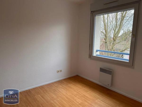 Appartement à louer 2 pièces 39.45m² Armentières (59280)