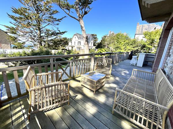 A VENDRE propriété de caractère à Saint Lunaire