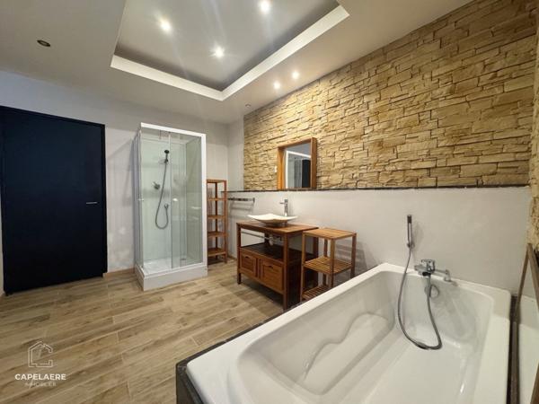Lille (59000) Appartement 61 m2 - extérieur et garage