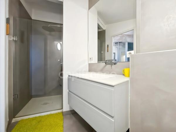 Maison à vendre 4 pièces VENTABREN (13)