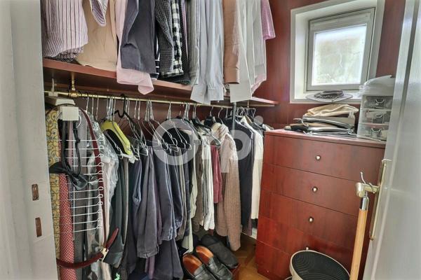 Maison à vendre    5 pièces • 159 m2 Le Raincy