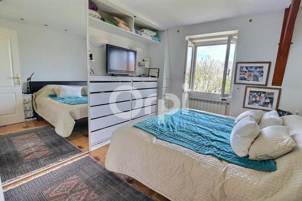 Maison à vendre    5 pièces • 159 m2 Le Raincy