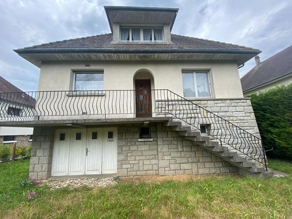 A VENDRE maison 4 chambres CENTRE COMBOURG