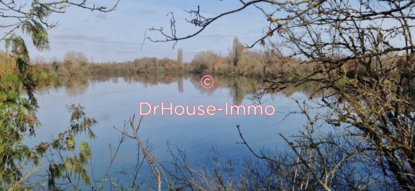 Bien immobilier à vendre de 74 452 m²