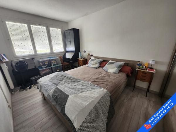 Appartement F3 transformé en grand F2