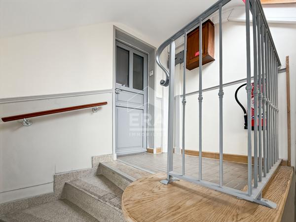 Appartement Montreuil 3 pièces 42,40 m² (surface au sol totale : 45,37 m²)