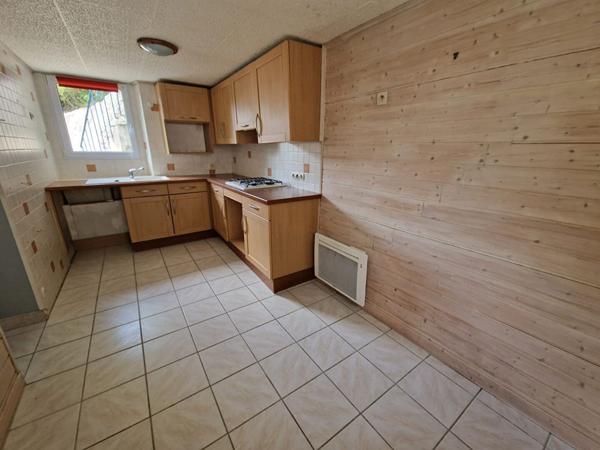 Maison de ville pleine de charme avec jardin clos