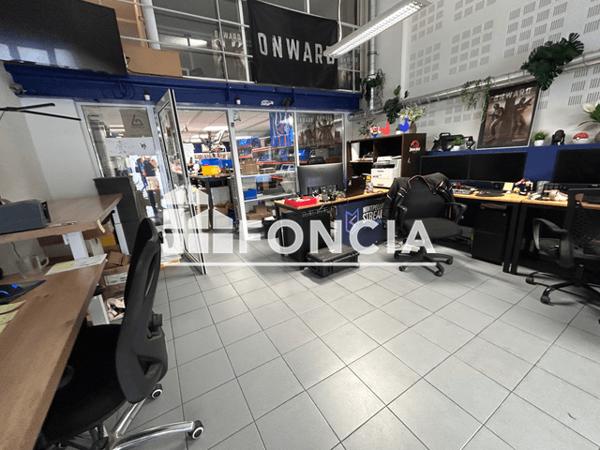 Location Local commercial 160 m² - Marseille 13002