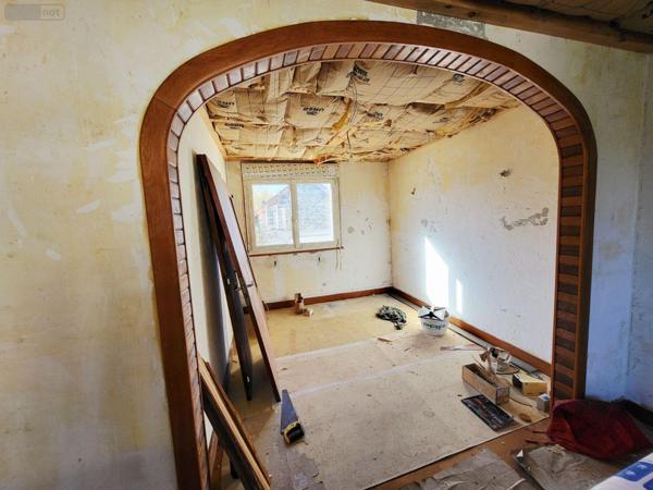 Immeuble de rapport à vendre à Merlines en Corrèze (19340), ref : UM 1298