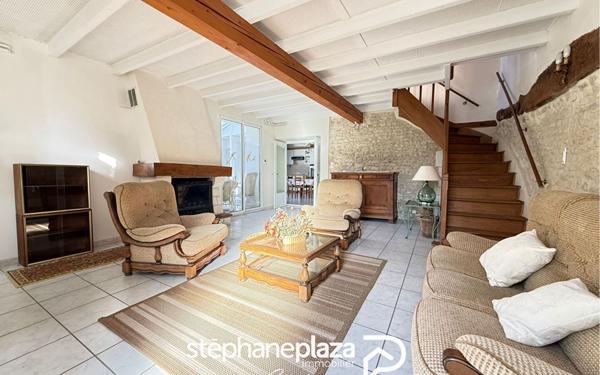 Maison à louer    4 pièces •  Saint-Mard