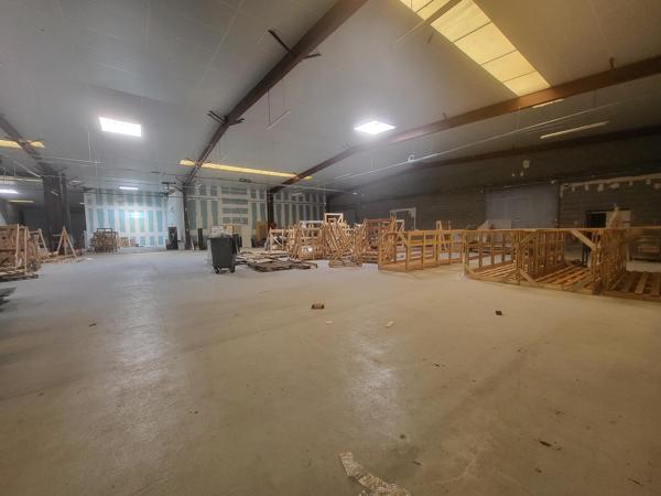 Local D’activité 1500m² – St barthelemy d anjou