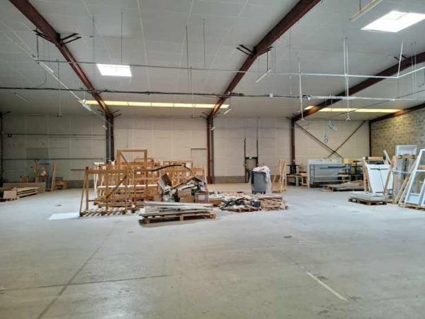 Local D’activité 1500m² – St barthelemy d anjou